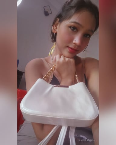 AmairaSingh Foto