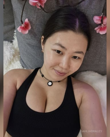 DahliaBraley Foto