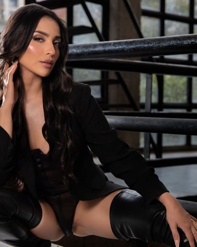 Nina Foto