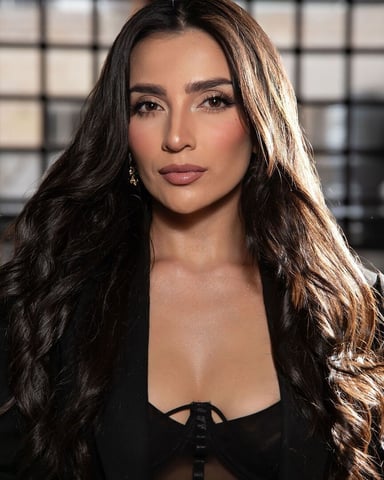 Nina Foto