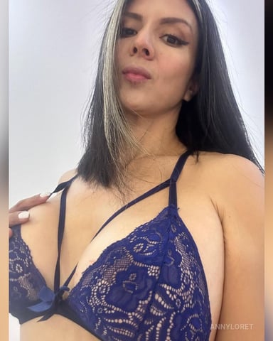 AnnyLoret foto