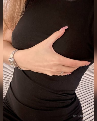 CyrenaLuxe Foto