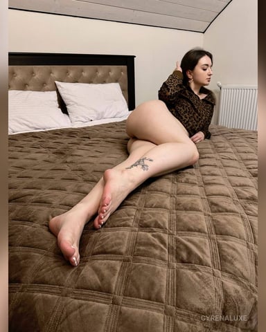 CyrenaLuxe Foto