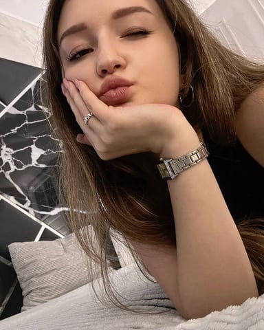 CyrenaLuxe Foto