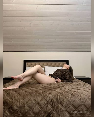 CyrenaLuxe Foto