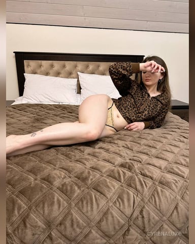 CyrenaLuxe Foto