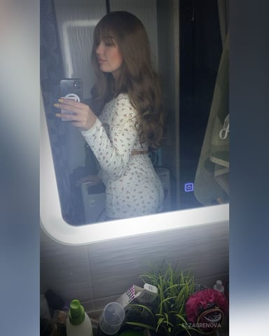 ElzaGrenova photo