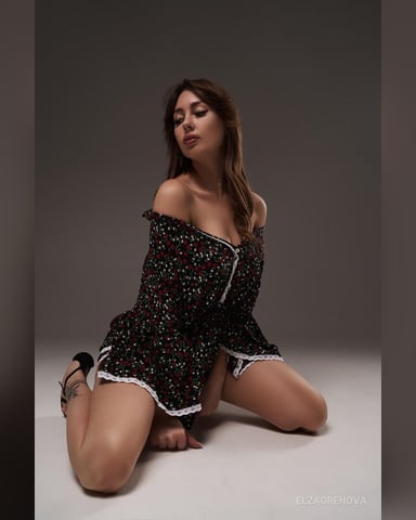 ElzaGrenova photo