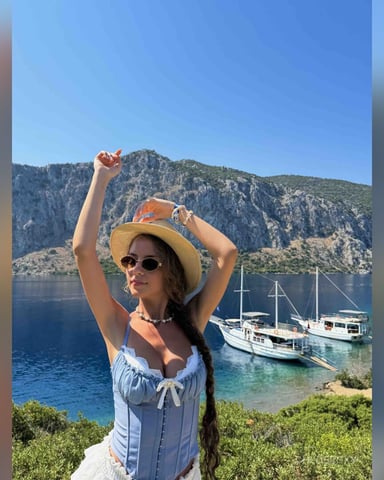 ChloeRoxy photo