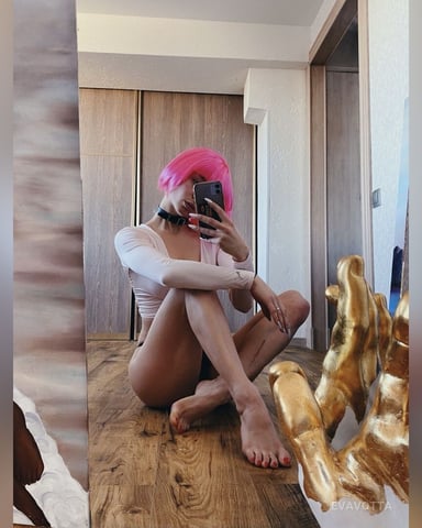 EvaVotta photo