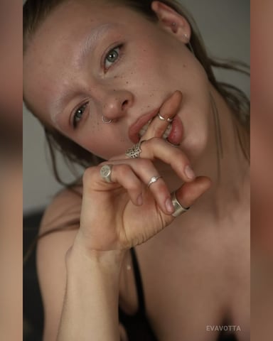 EvaVotta photo