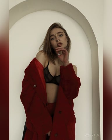 EvaVotta photo
