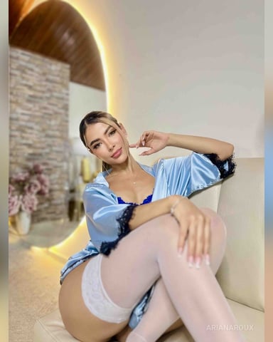 ArianaRoux foto