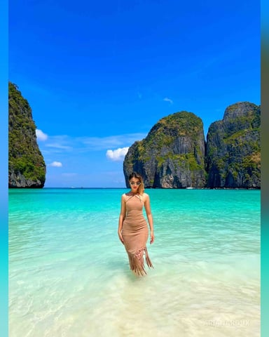 ArianaRoux foto