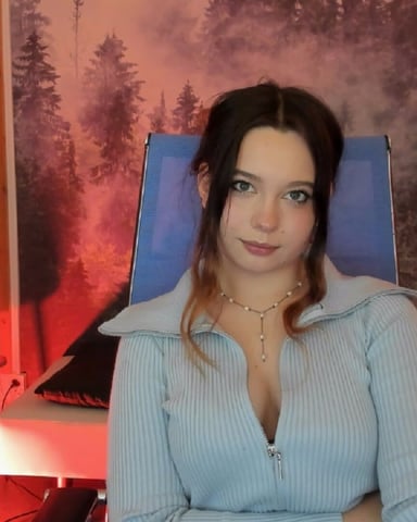 RowenaVeloura photo