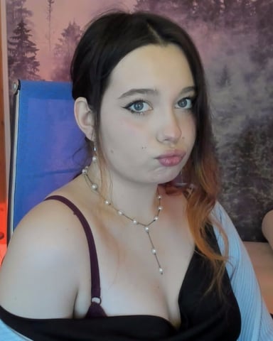 RowenaVeloura photo