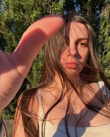 SunniPeavler photo 2