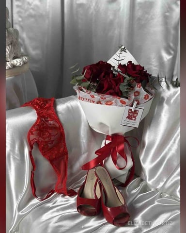 ElizabethCurtiz photo