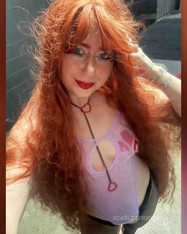 ScarletFriedman, fotografie