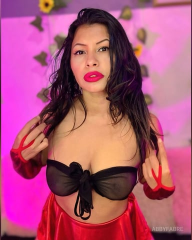 AbbyFabre foto