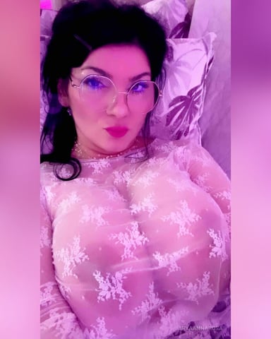 AryaAnnaRosa, fotografie