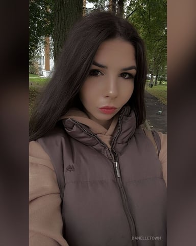 DanelleTown foto