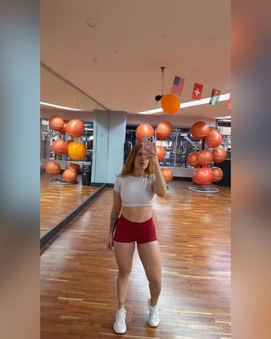 AnaCollins photo