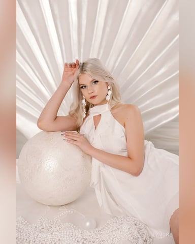 LilyMone Foto