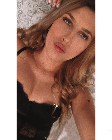 AnneRoselyn photo