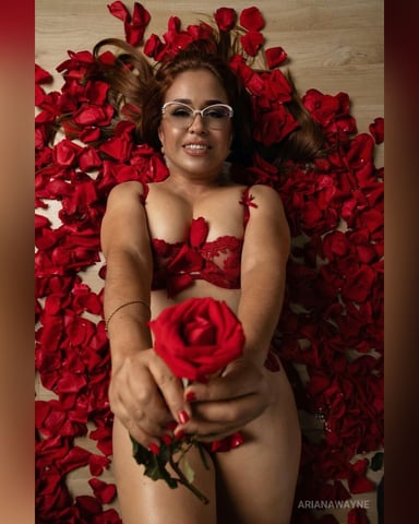 ArianaWayne foto