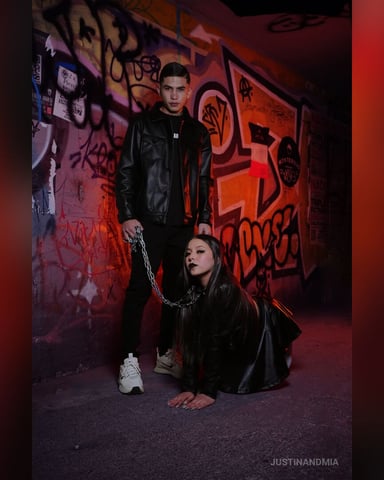 JustinAndMia, fotografie