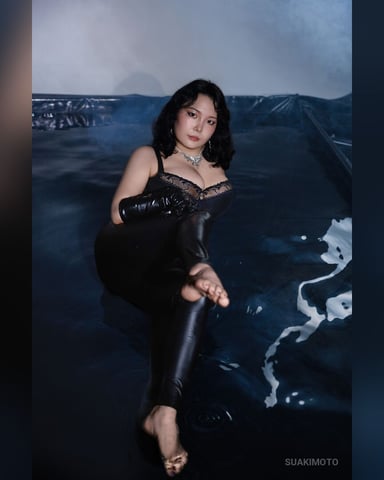 SuaKimoto Foto