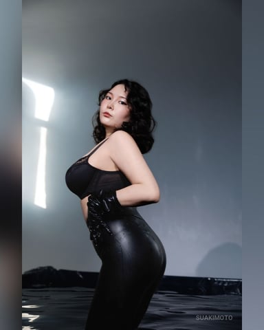 SuaKimoto Foto