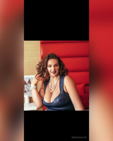 RebeccaCullen foto