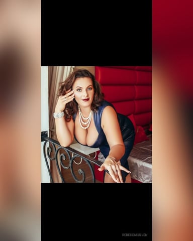 RebeccaCullen foto