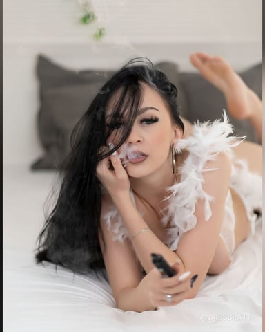 AnaissBratt, fotografie
