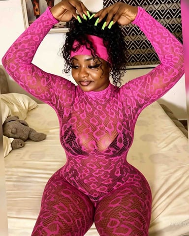 KimmieBalerie photo 1