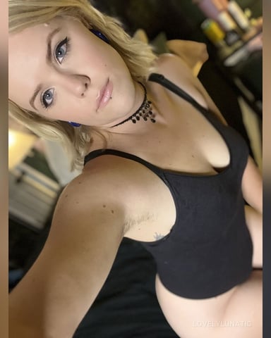LovelyLunatic photo