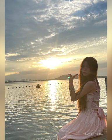 SayukiErika foto
