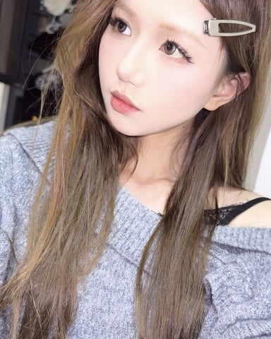 SayukiErika foto