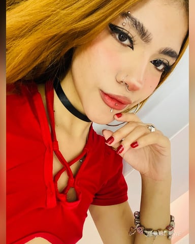 VenusLoewe photo