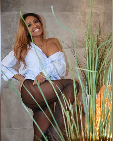 ShaniaDina photo