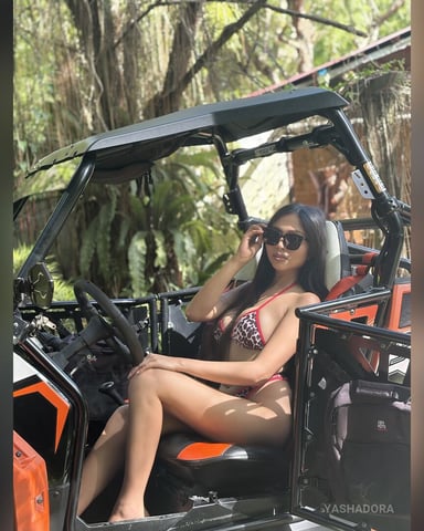 YashaDora, fotografie