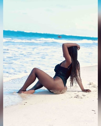 BrinahWells foto