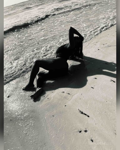 BrinahWells foto