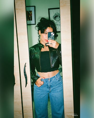 FarahBell photo