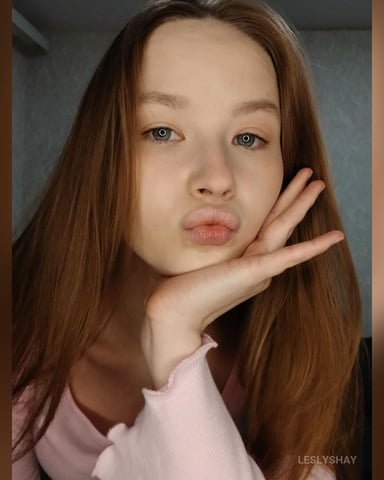 LeslyShay foto