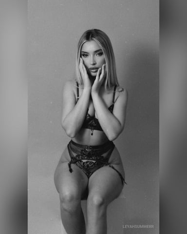 LeyahSummerr foto