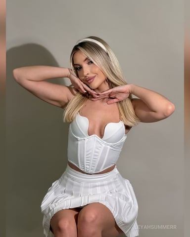 LeyahSummerr foto