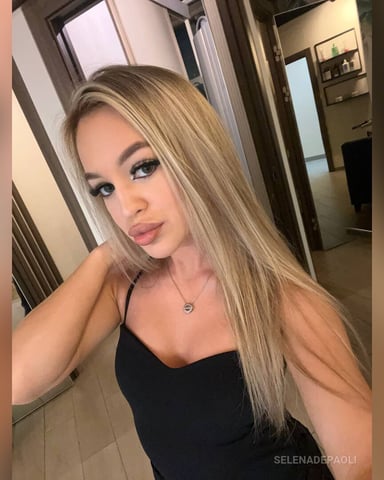 SelenaDepaoli Foto
